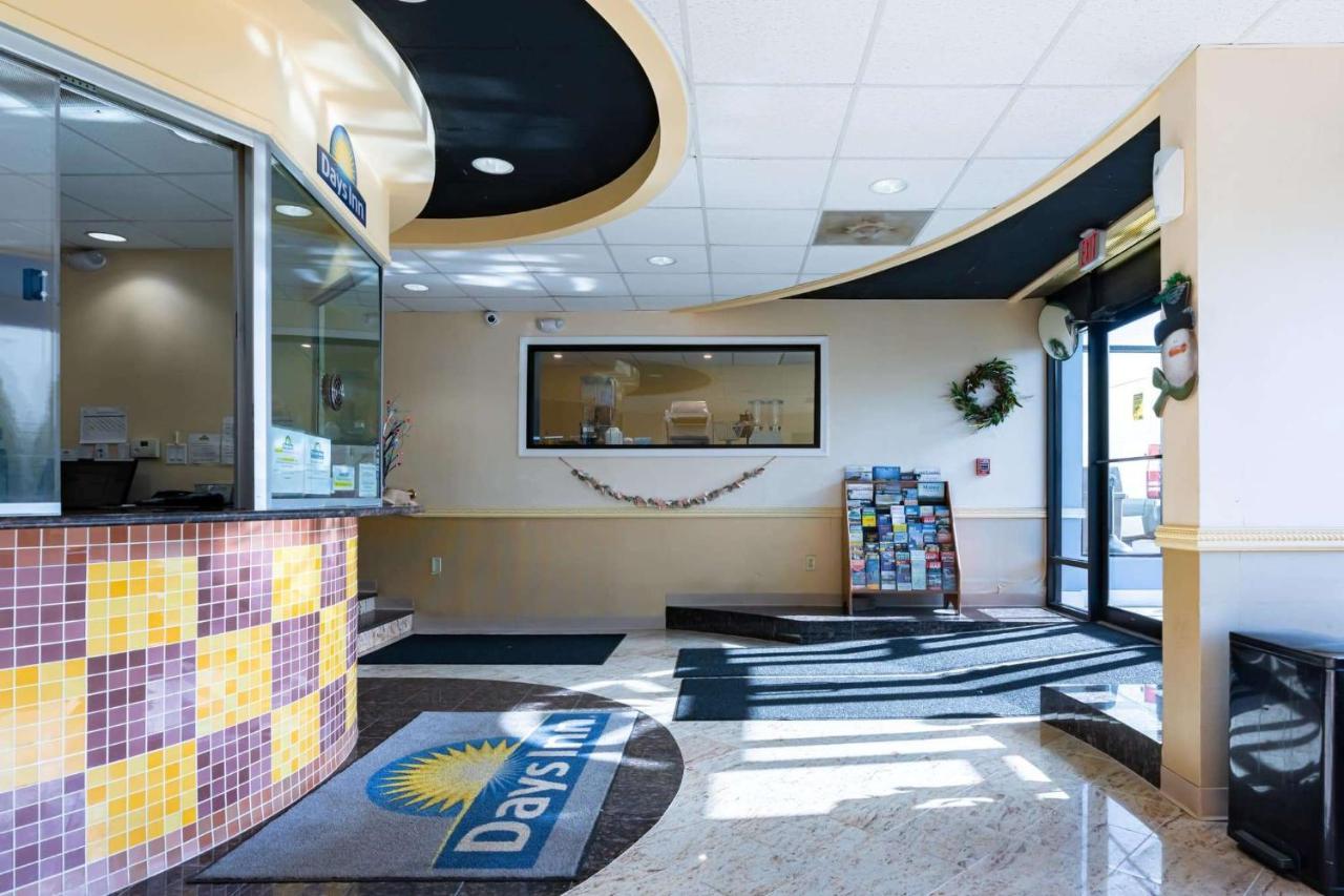 Days Inn By Wyndham Hartford/Closest Downtown Exteriér fotografie