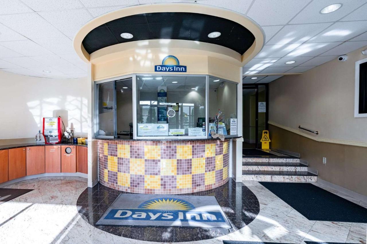 Days Inn By Wyndham Hartford/Closest Downtown Exteriér fotografie